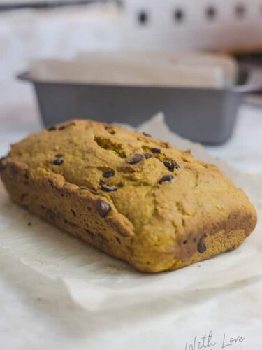 The Best Chocolate Chip Pumpkin Bread. EVER!